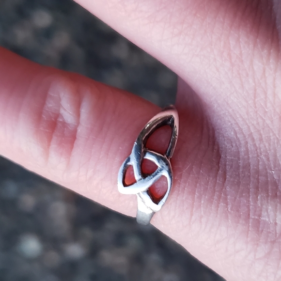 Sterling Silver Triquetra Celtic Knot Ring - Picture 2 of 5